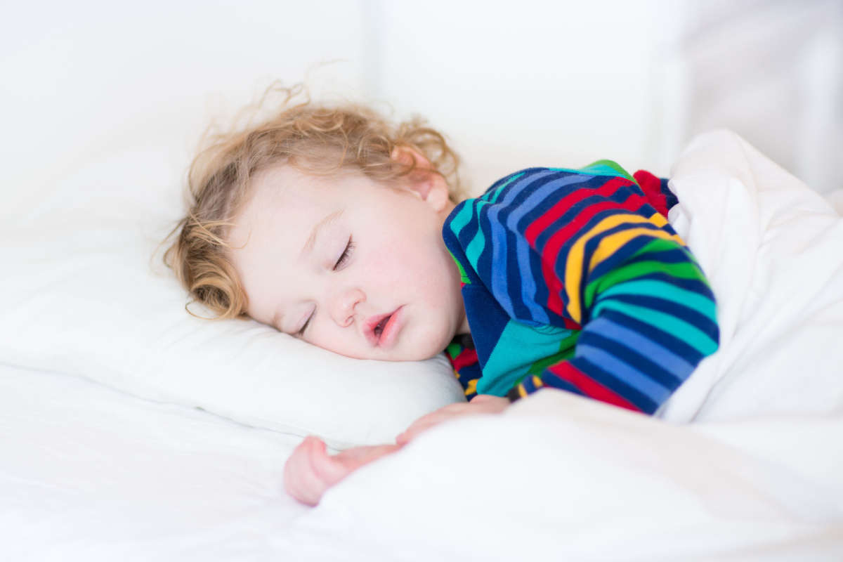 Simple Steps to Ending Toddler Bedtime Struggles